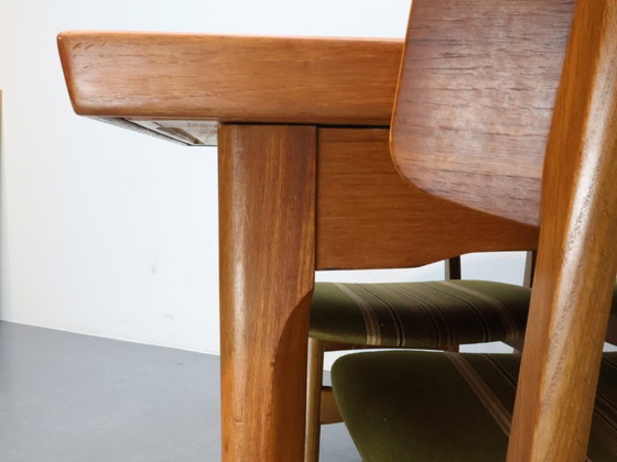 Image 1 of Tavolo da pranzo vintage in teak con gambe in rovere - allungabile
