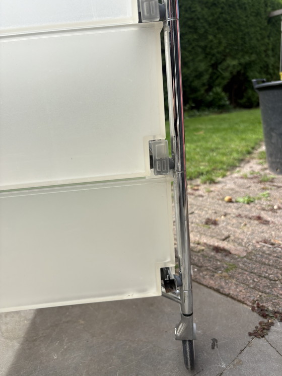 Meuble vintage Kartell Mobil 3 tiroirs 1 étagère / Blanc mat / Glace – Commodes, Metal, Plastic (photo 3 of 5)