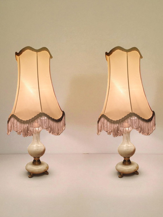 Image 1 of Vintage Onyx Lampenset Italië • G.S.E. Ottone Garantito • Messing Leeuwenpoten / Italiaanse Onyx Lampen Paar Messing Pootvoeten