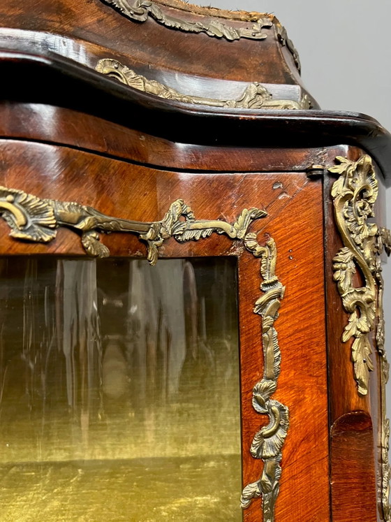 Vecchia vetrina di vernice Martin in stile Luigi XV. – Vetrine, Bronze, Wood, Rococo (photo 9 of 11)