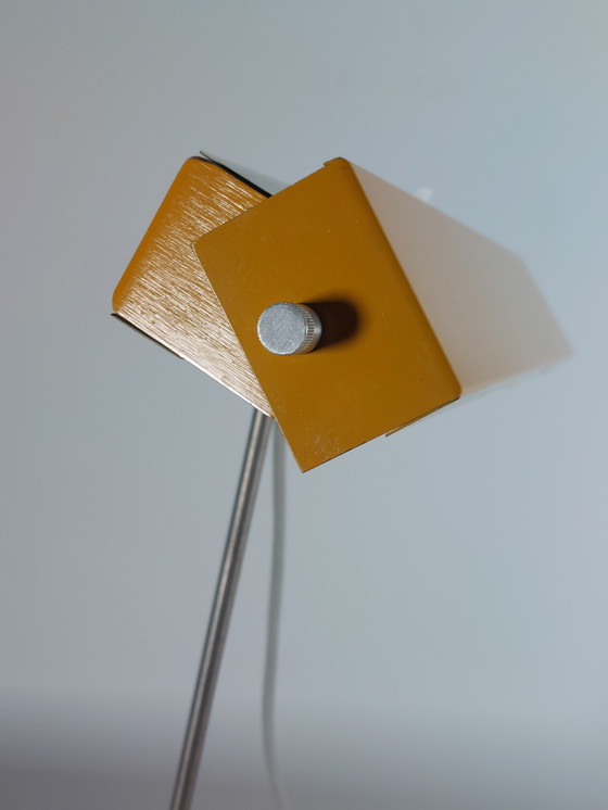Image 1 of Lampada da scrivania vintage gialla di design di metà secolo Klaus Musinowski
