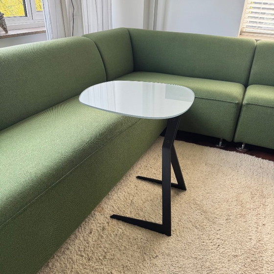 Image 1 of Table design pour ordinateur portable 'Calimero'