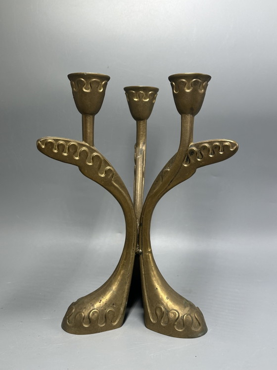 Image 1 of Bougeoir en laiton de style Art déco à motif floral, milieu du siècle