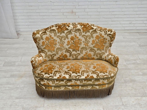1970s, Small 2-Seater Danish Sofa, Brown/Beige Furniture Fabric. – 2 zitsbanken, Textile, Wood (photo 2 of 17)