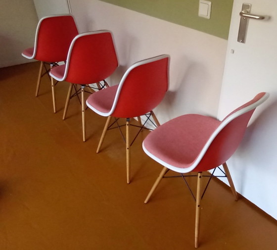 Image 1 of 4x Vitra Eames DSW