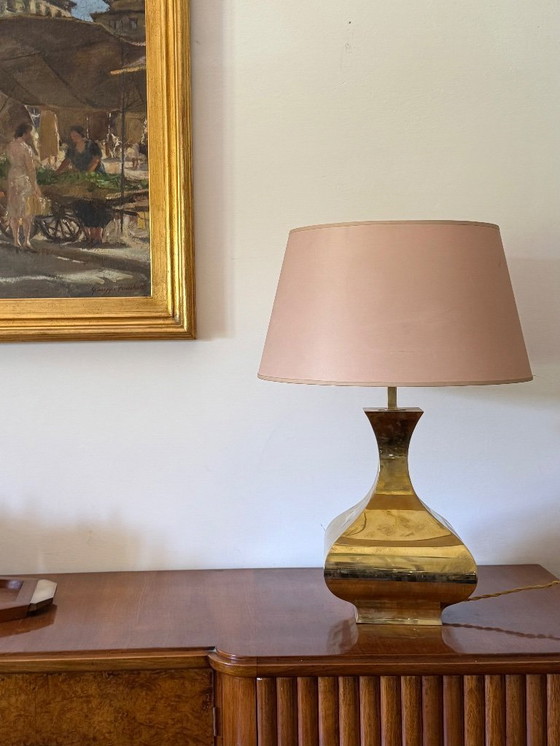 Image 1 of Hollywood regency set van 2 messing tafellampen mod. Piramide, High Society Italië 1970