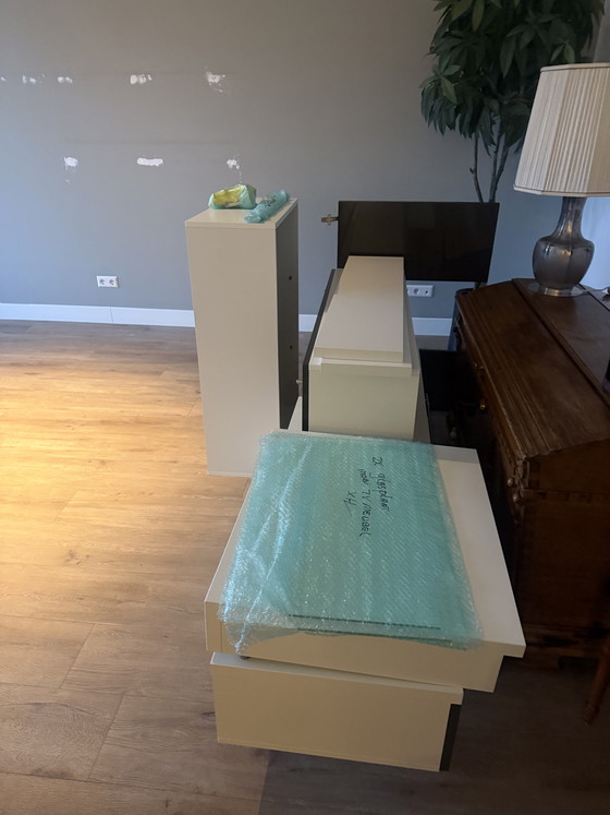 Image 1 of Hülsta Now! wandmeubel