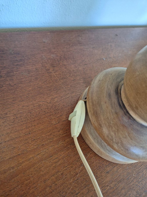 Image 1 of Lampe de table vintage en bois avec abat-jour en rotin, années 70