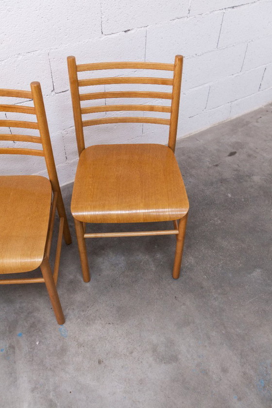 Image 1 of Danish modernist set: convertible round table (114/154cm) + 4 matching chairs, 1980