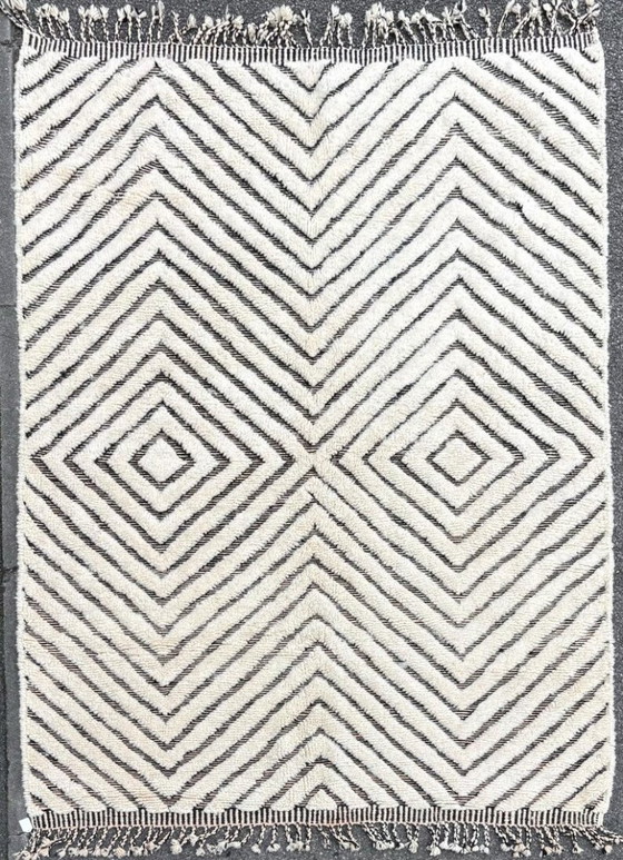 Image 1 of Modern Moroccan beni Mrirt rug, Authentic Moroccan rug, Berber carpet, Genuine Wool rug, Handmade rug, Beni ourain style