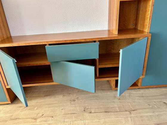 Image 1 of Gero moderne wandmeubelset met opbergruimte en vitrinas