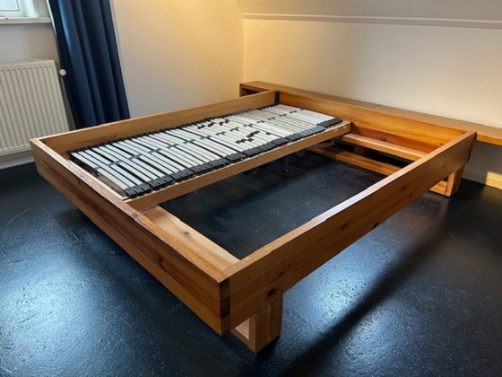 Estructura de cama de pino macizo de los años 70, de Ate van Apeldoorn. – Camas de matrimonio, Wood (photo 20 of 21)