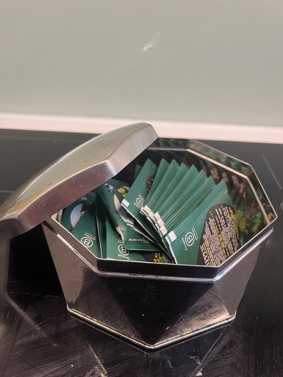 Image 1 of Escher Koh I noor blik Verkade