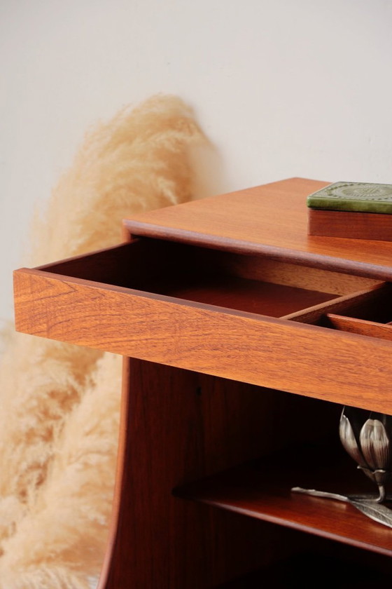 Image 1 of Credenza alta in teak vintage G-Plan