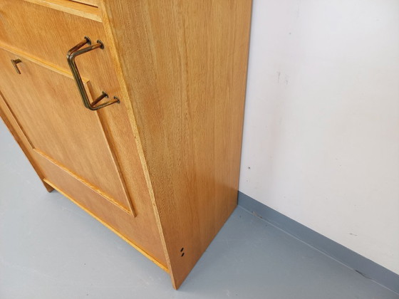 Image 1 of Vintage eikenhouten boekenkast uit de jaren 60 met bijzettafel