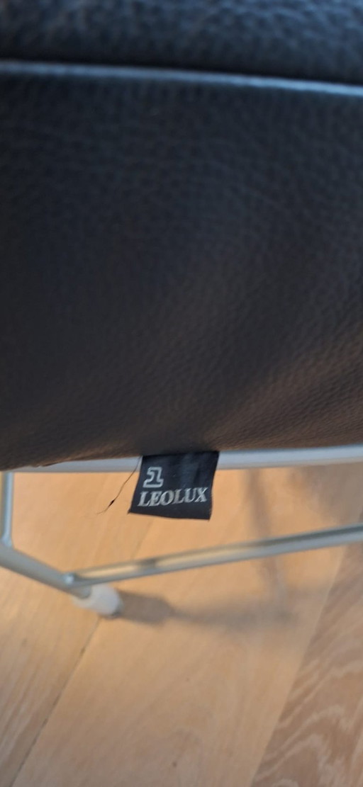 Leolux Volare Sessel aus schwarzem Senso-Leder