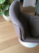 Artifort F522, conçu par Geoffrey Harcourt