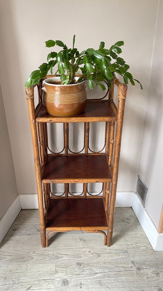 Vintage rattan bookcase shelf – Wood (photo 14 of 15)