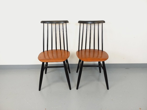 Image 1 of Paire de chaises scandinaves vintage Fanett par Ilmari Tapiovaara en teck et bois noir des années 50 60
