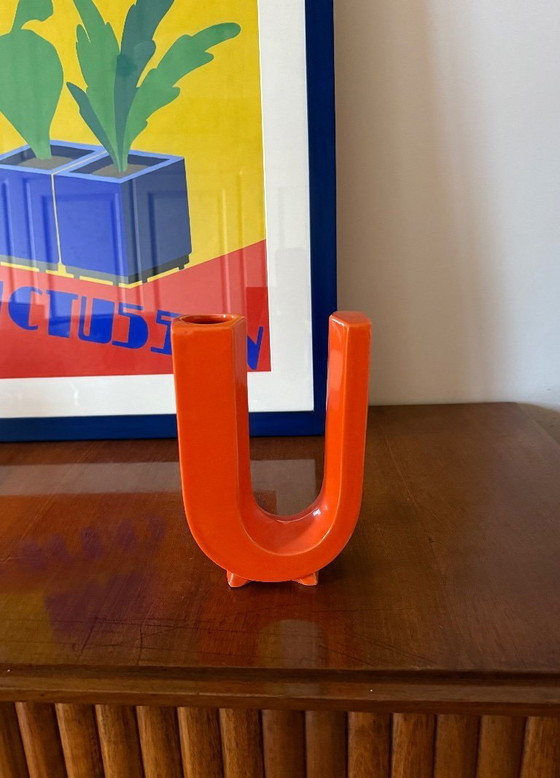 Image 1 of Space age oranje U lettervormige keramische solifleur vaas, Marcel Radureau ca. 1970