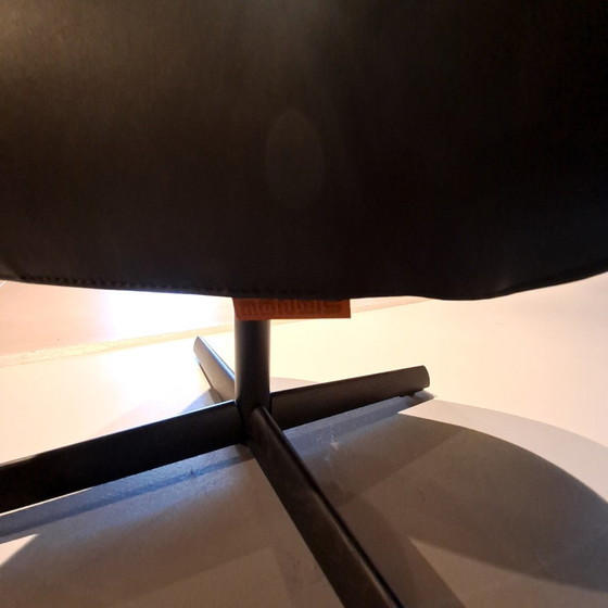 Image 1 of Poltrona Montis George con pouf