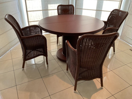 Rattanmöbel Runder Ausziehbarer Tisch Und 6 Passende Stühle – TABU, Esszimmergarnitur, Textile (photo 5 of 7)