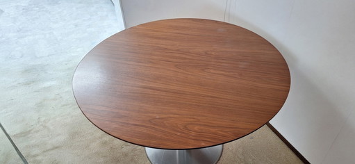 Round dining table with chairs – Metaform, eettafels, Wood, Metal