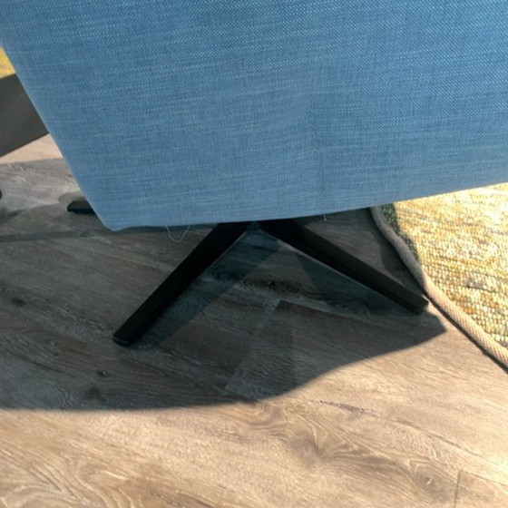 Image 1 of ROM Alfa King armchair