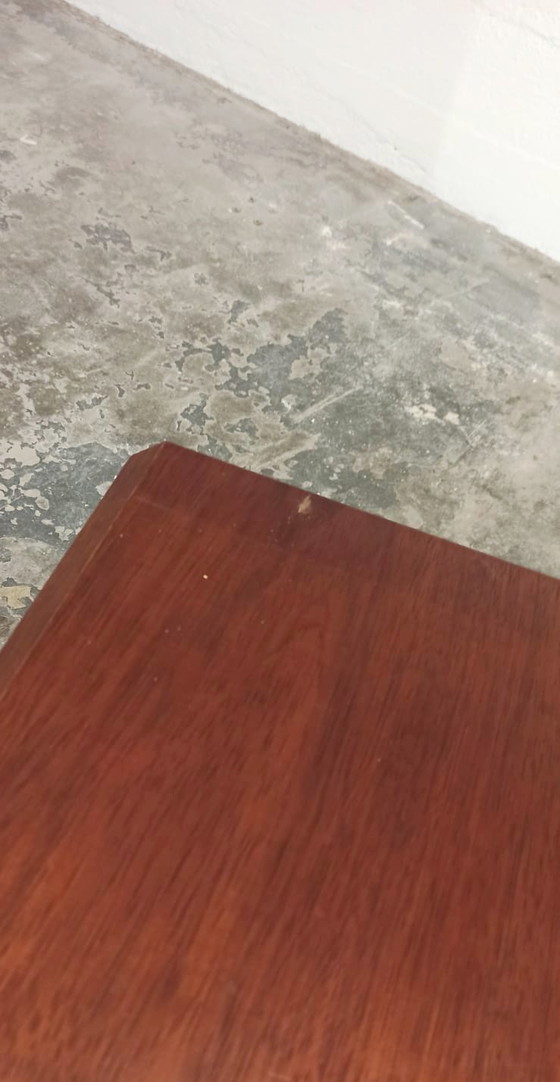 Image 1 of Comodino con cassettiera in legno Hülsta