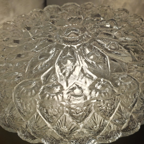 Vintage plafondlamp met gestructureerd glas – Bloemenmotief van geperst glas – jaren 70 – Plafondlampen (photo 5 of 14)