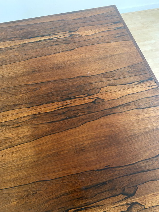 Image 1 of Table (120 x 85 x 73cm)