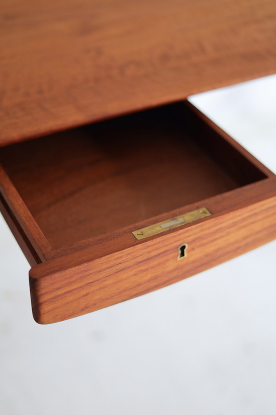 Image 1 of Bureau model 310, Peter Hvidt & Orla Molgaard-Nielsen jaren 50