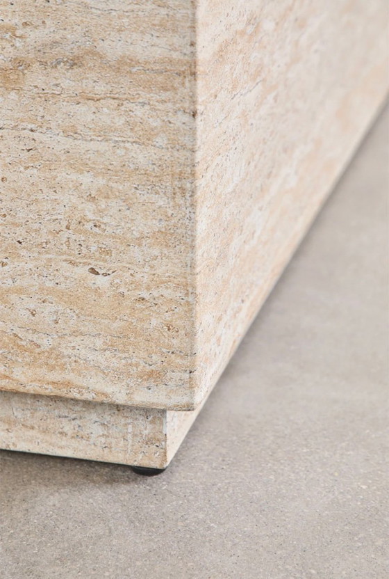 Image 1 of Sklum  Vierkante salontafel 80x80 cm in betonlook travertijn Imala