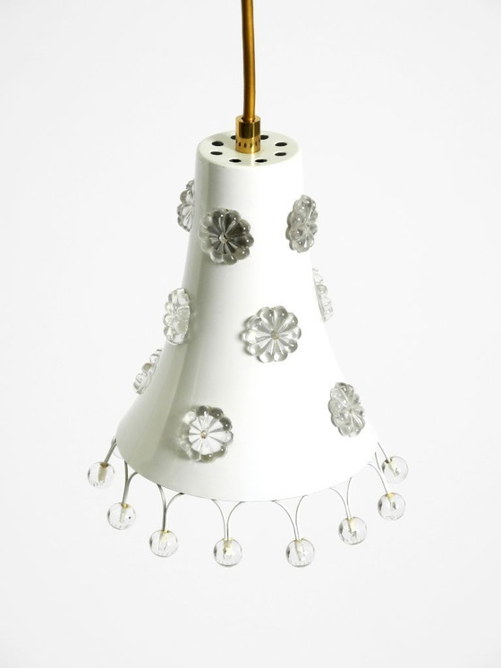 Image 1 of Wunderschöne kleine Pendelleuchte aus Metall im Stil der 50er-Jahre von Emil Stejnar in Trompetenform