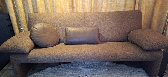 Image 1 of Set of 2 dark brown leather cushions, round and rectangular