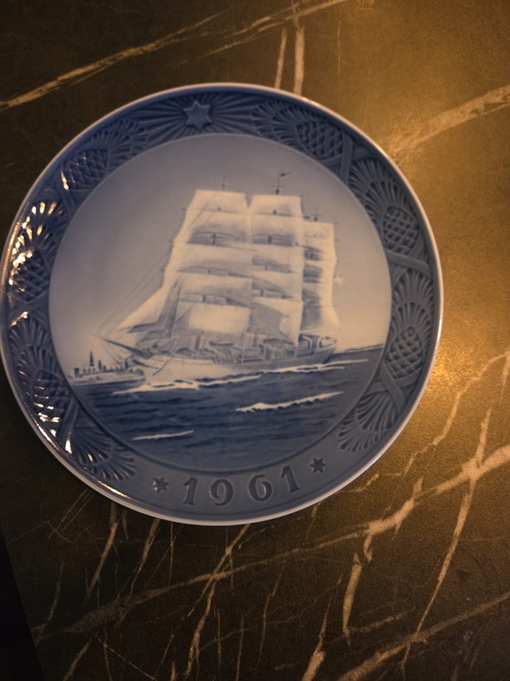 Royal Copenhagen Christmas Plate 1961 – Wall decoration, Porcelain (photo 4 of 5)