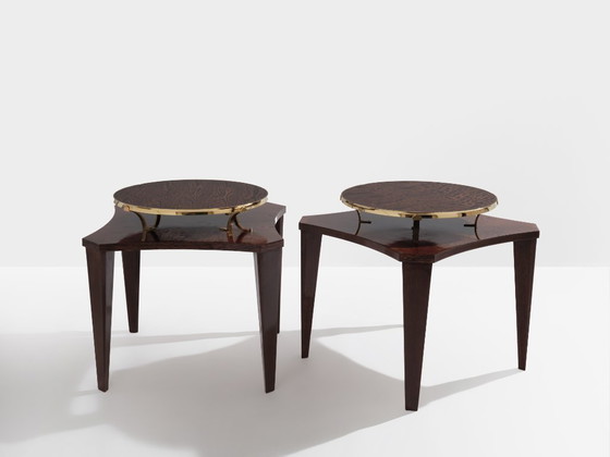 Image 1 of Par de mesitas auxiliares de wengué y latón de Alberto Pinto, década de 1990.