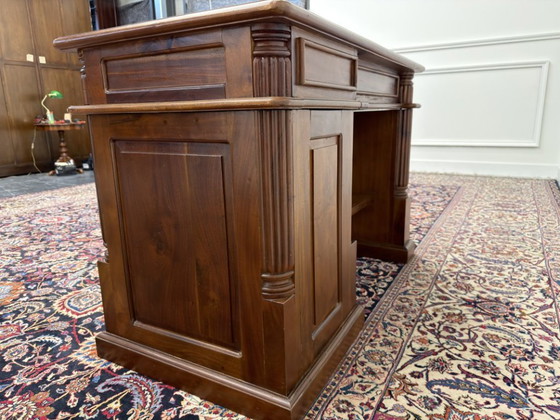 Klein Klassiek Engels Bureau Met Groen Leder – Leather, Wood (photo 7 of 17)
