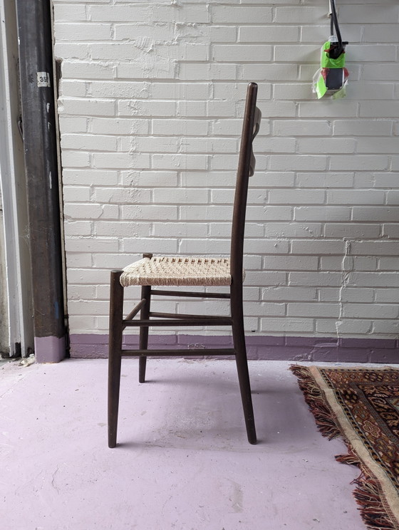 Image 1 of Conjunto de 2 sillas de estilo Gio Ponti, ligeras y de fabricación italiana.