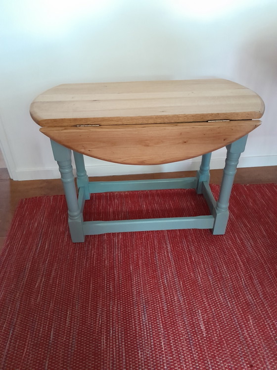 Mesa auxiliar ovalada – Mesas auxiliares, Wood (photo 4 of 7)