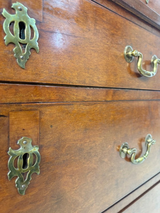 Image 1 of Secretair bureau in Engelse koloniale stijl, mahoniehouten kast, antiek, circa 1900.