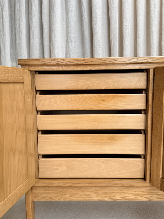 Credenza in rovere biondo, Jos De Mey, Van Den Berghe-Pauvers, Gand, Belgio, anni '70 – Credenze, Wood (photo 7 of 15)