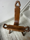 sedia popolare in legno
