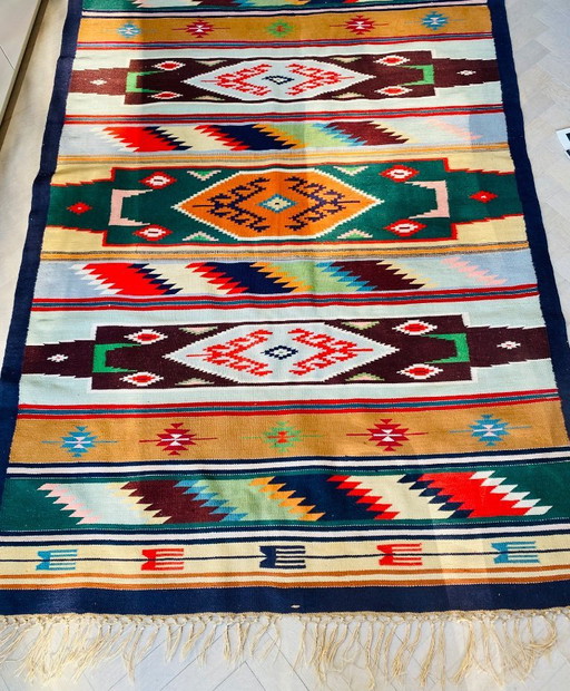 Tapis moderniste