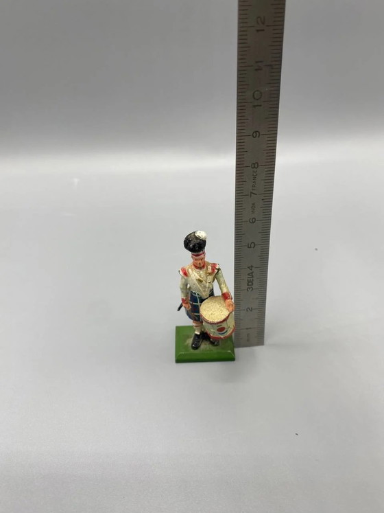 Collectible figurine – Scottish Drum Major in parade uniform – William Britain & Sons – Sculpture (photo 5 of 5)