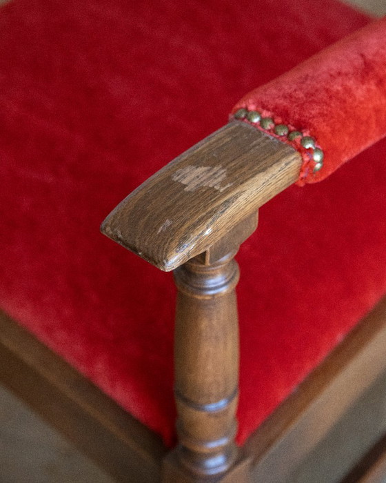 Image 1 of Fauteuil de style Louis XV – Velours mohair rouge – Imprimé café parisien