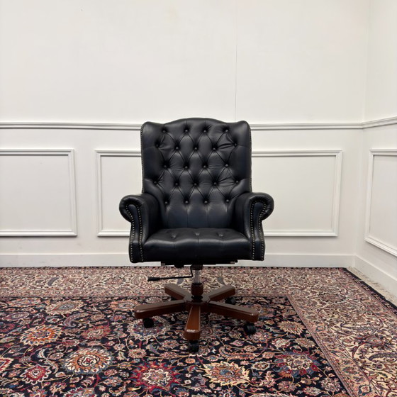 English Rochester Chesterfield Office Chair – Leather, Wood (photo 2 of 8)