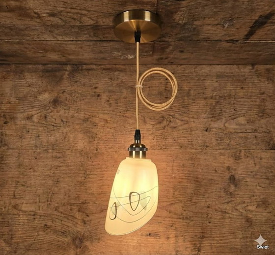 Image 1 of Paralume per lampada a sospensione in vetro vintage anni '60 