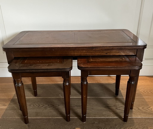 Classic nest of three side tables with leather top