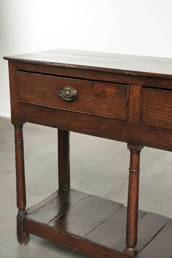 Very beautiful 18th-century English double-based dresser made of oak with beautiful colors and a timeless (photo 10 of 15)